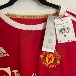 Adidas Manchester United home jersey 21/22 medium